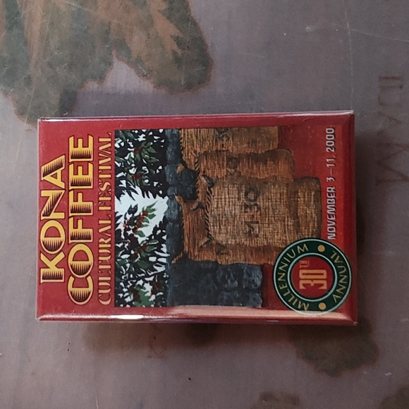 ☕ Vintage Kona coffee festival pins☕ - Picture 4 of 12